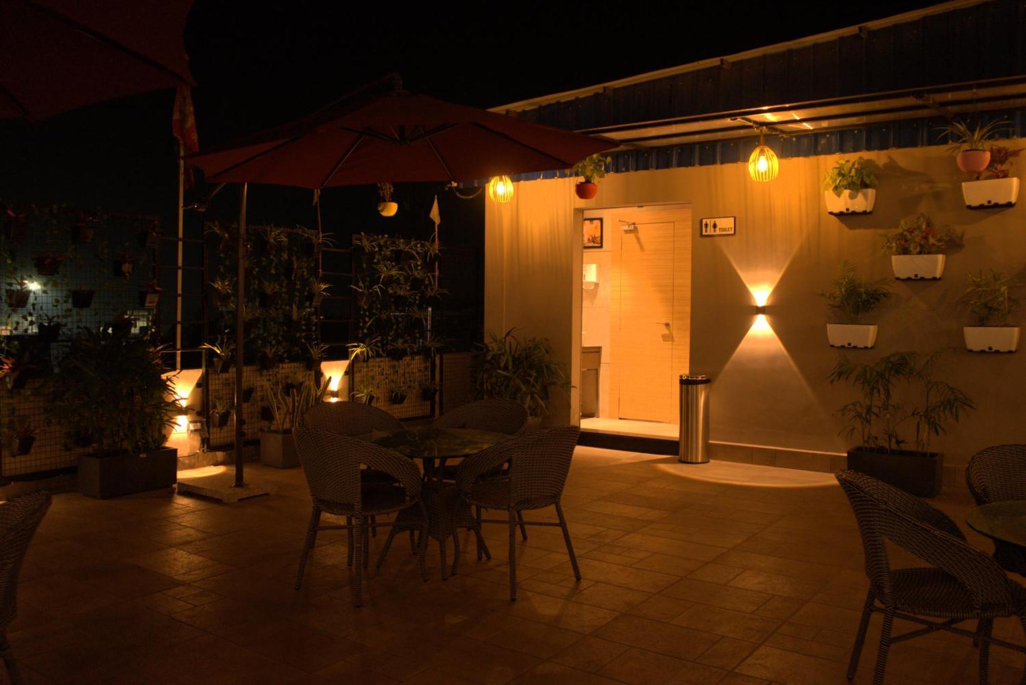 Hotel Tanisha Kishanganj Dış mekan fotoğraf