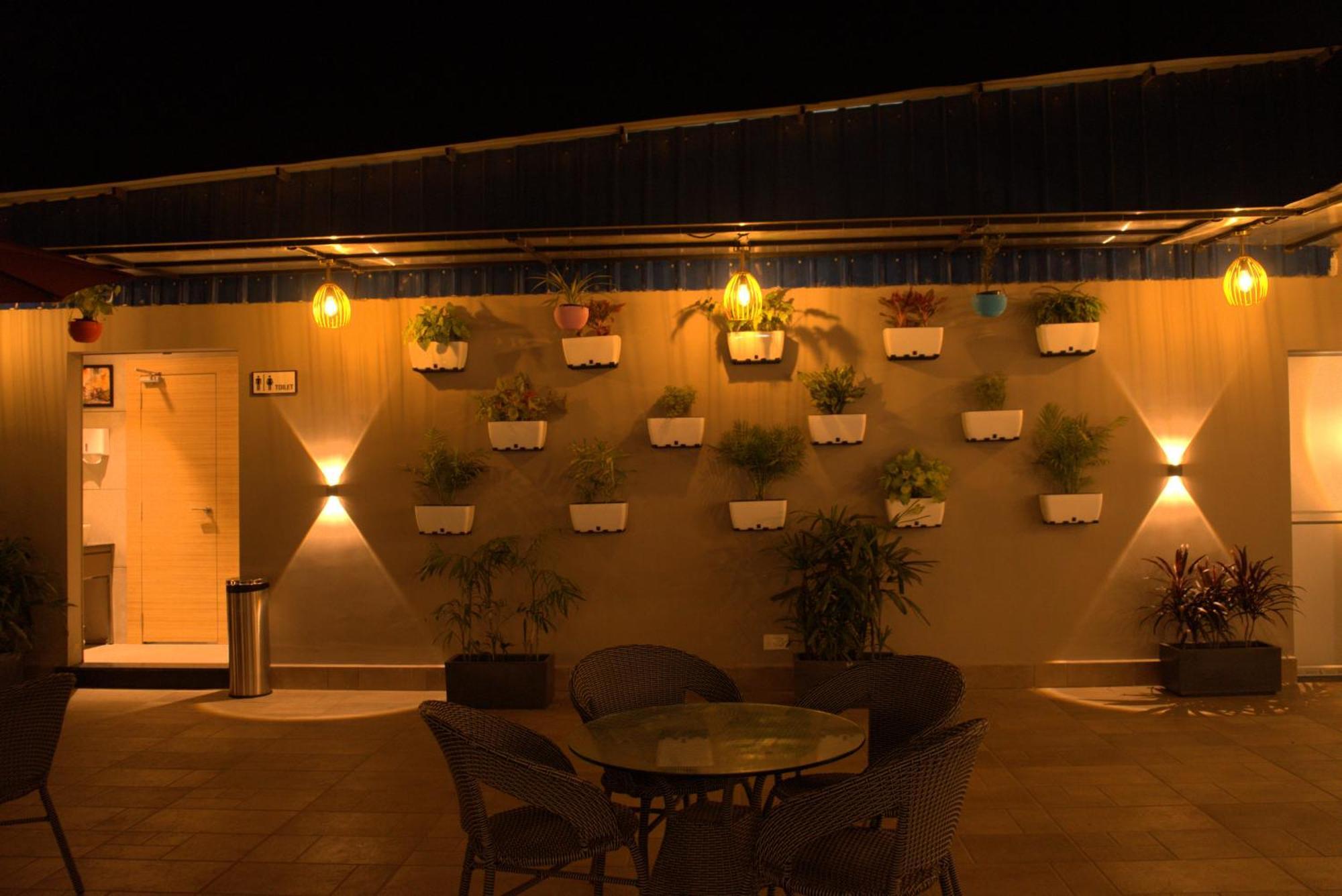 Hotel Tanisha Kishanganj Dış mekan fotoğraf